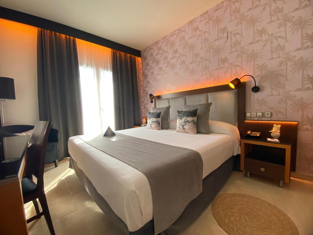 On Aleta Room Designed For Adults Almuñécar Zewnętrze zdjęcie